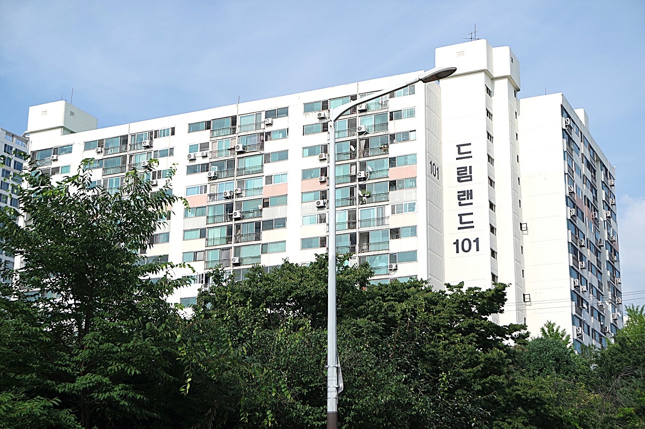 Building entrance with signage