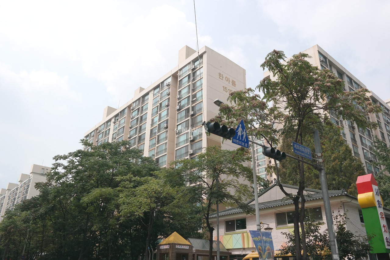 Building entrance with signage