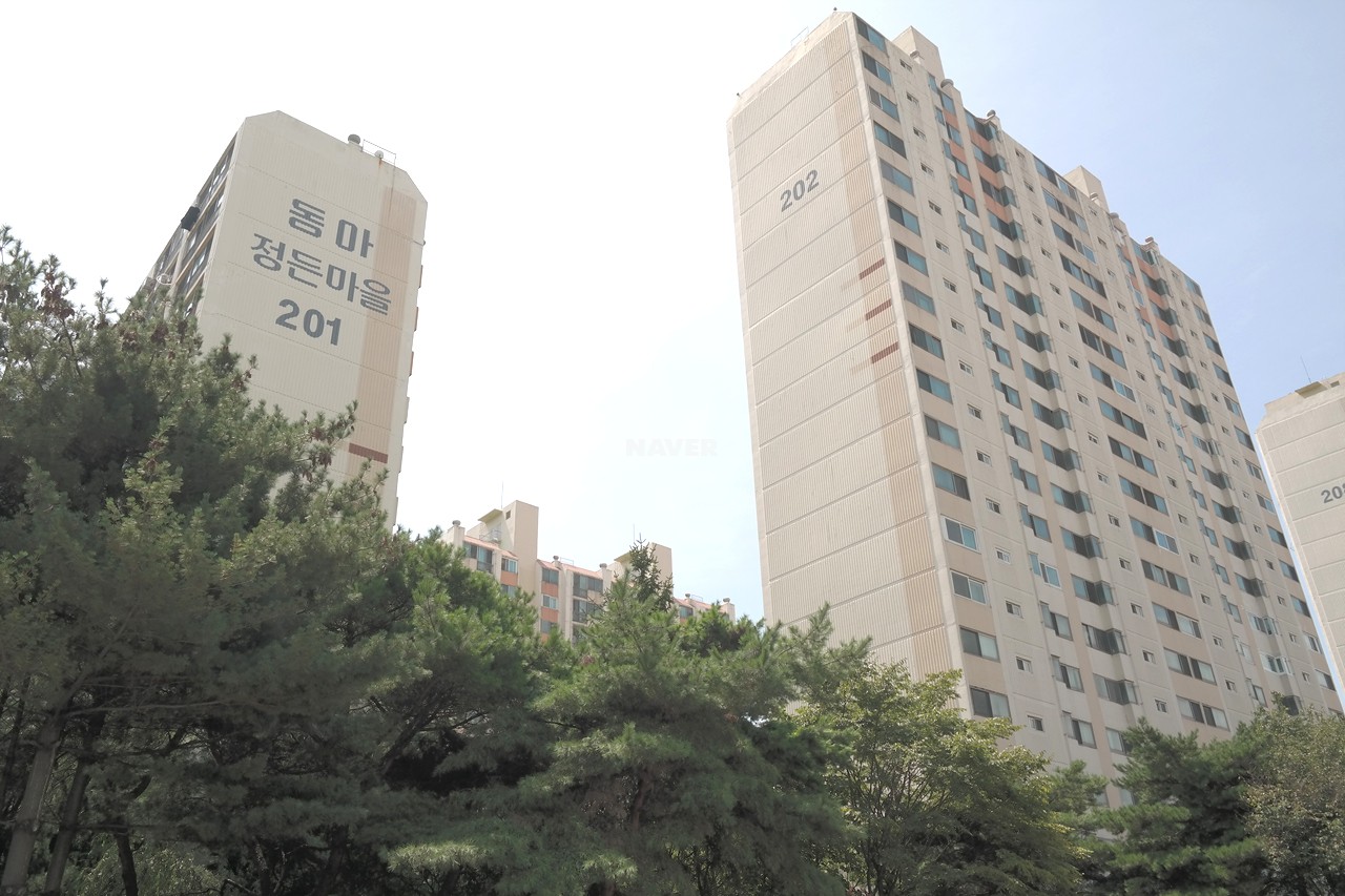 Building entrance with signage