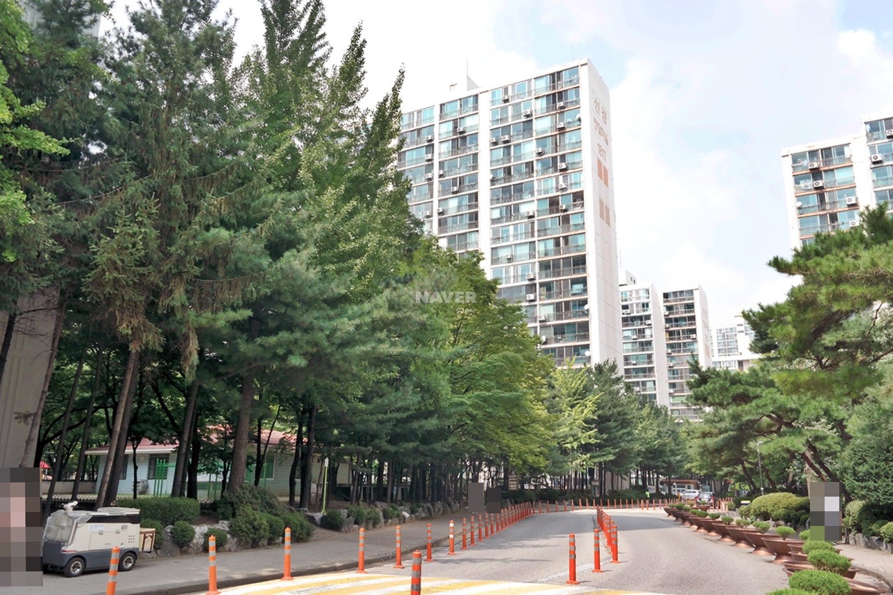 Building entrance with signage