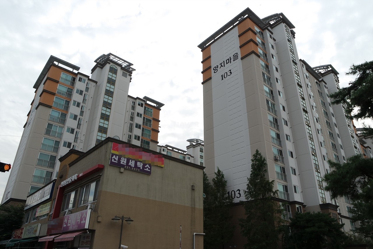 Building entrance with signage