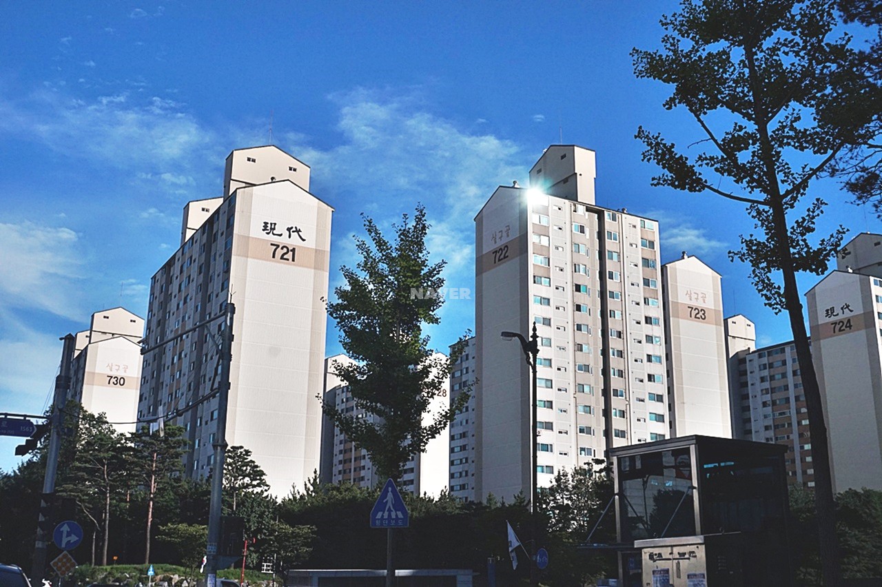 Building entrance with signage