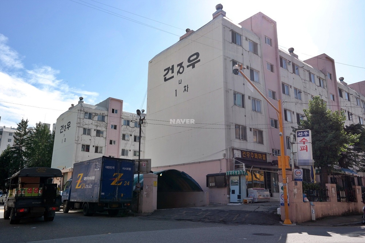 Building entrance with signage
