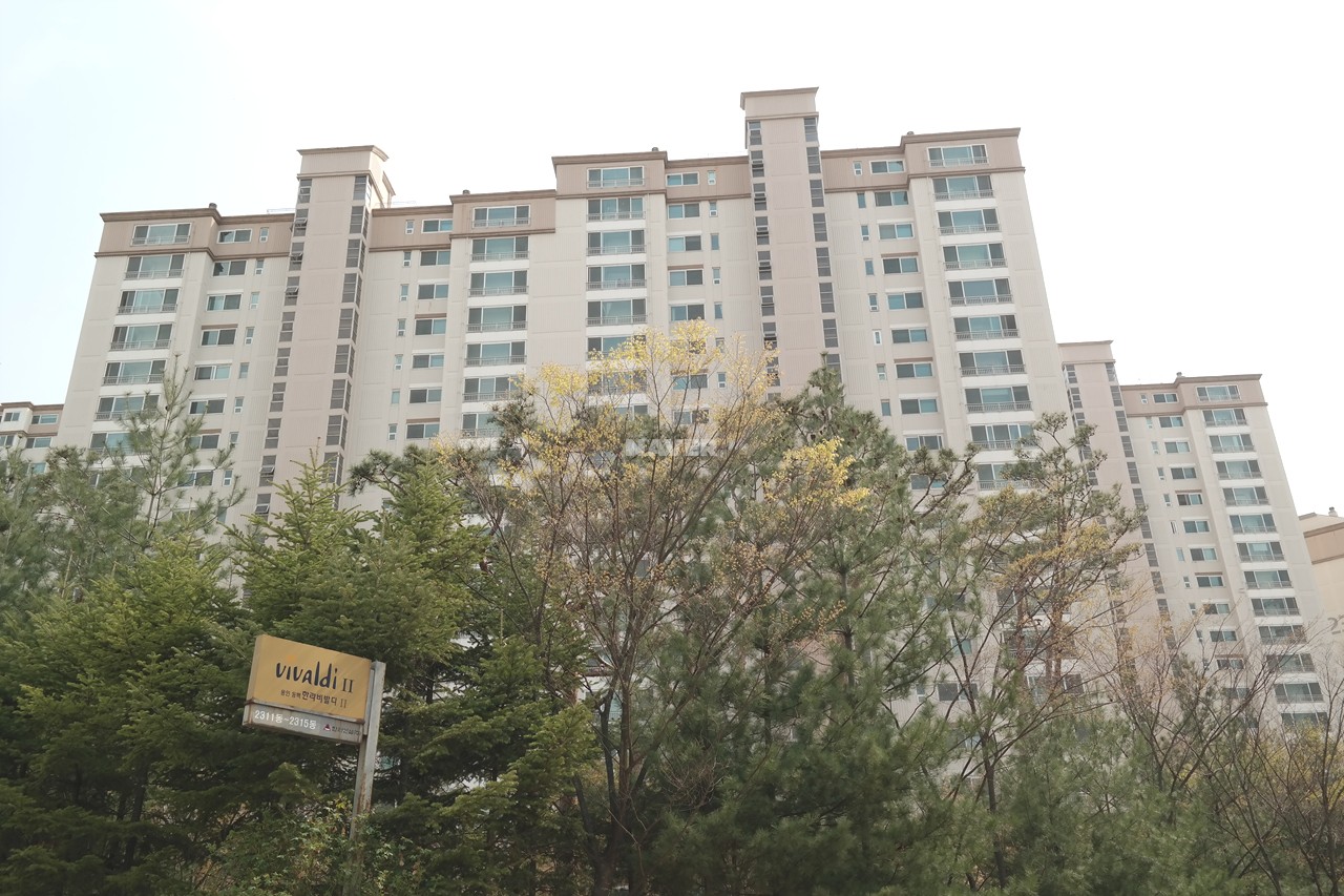 Building entrance with signage