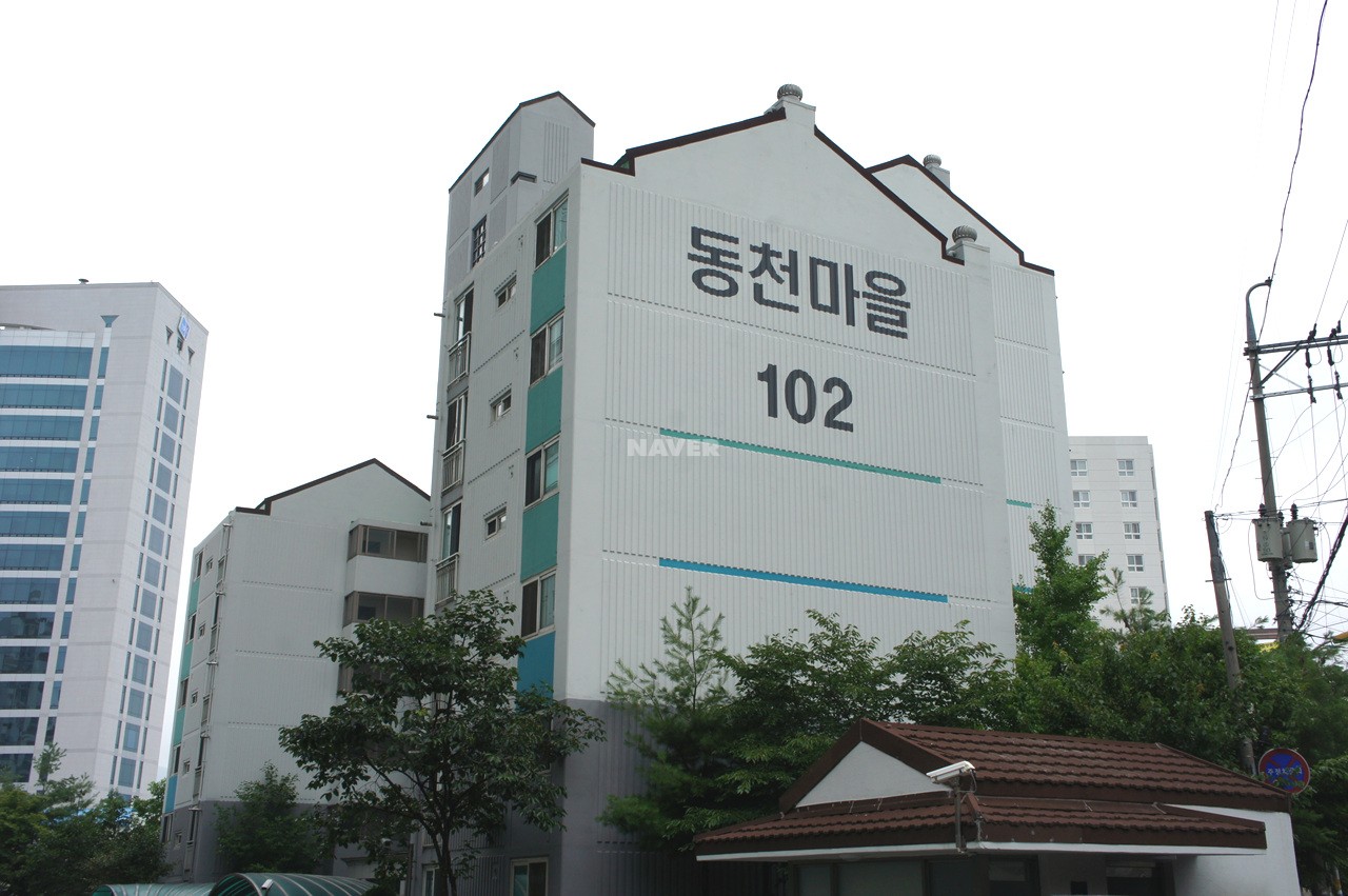 Building entrance with signage