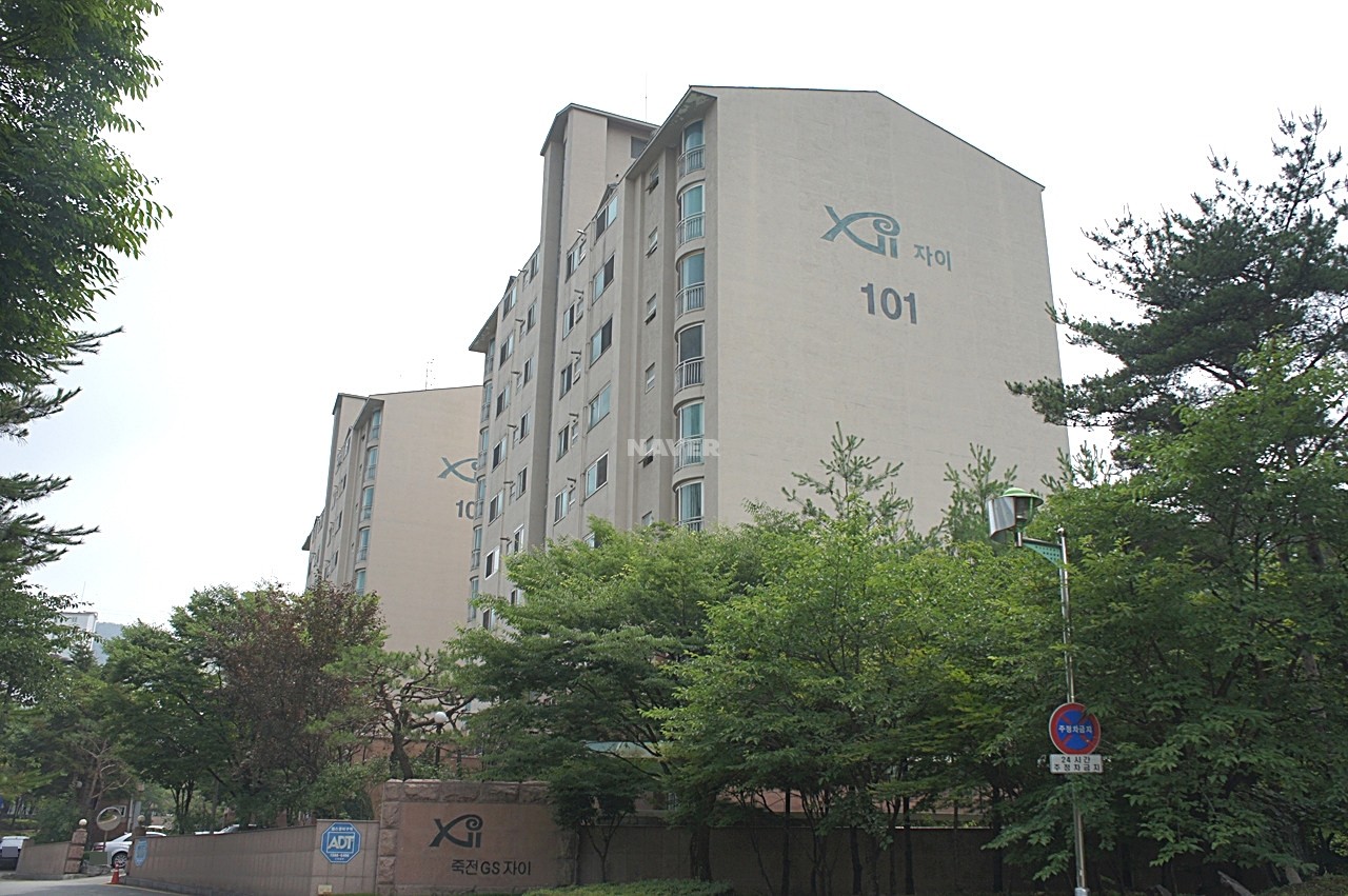 Building entrance with signage