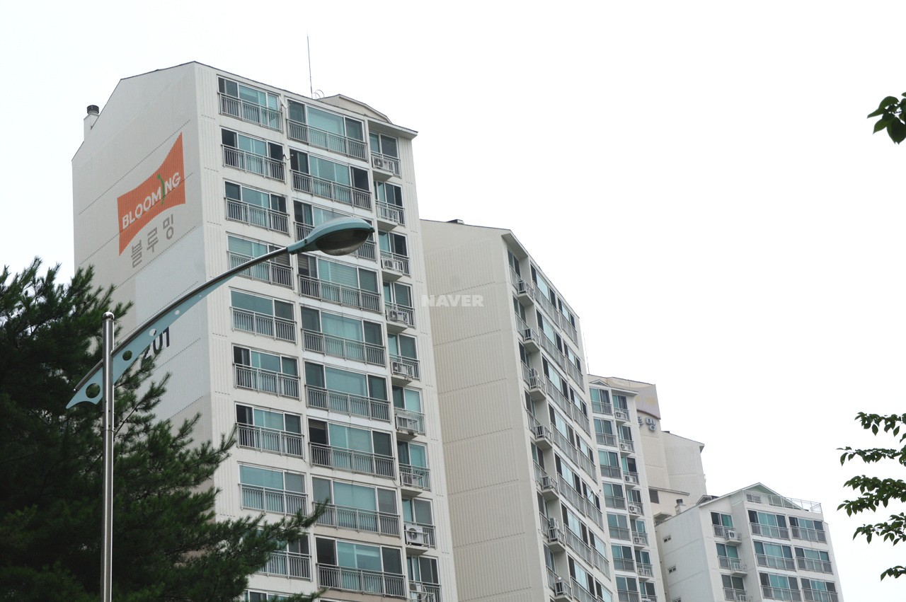 Building entrance with signage