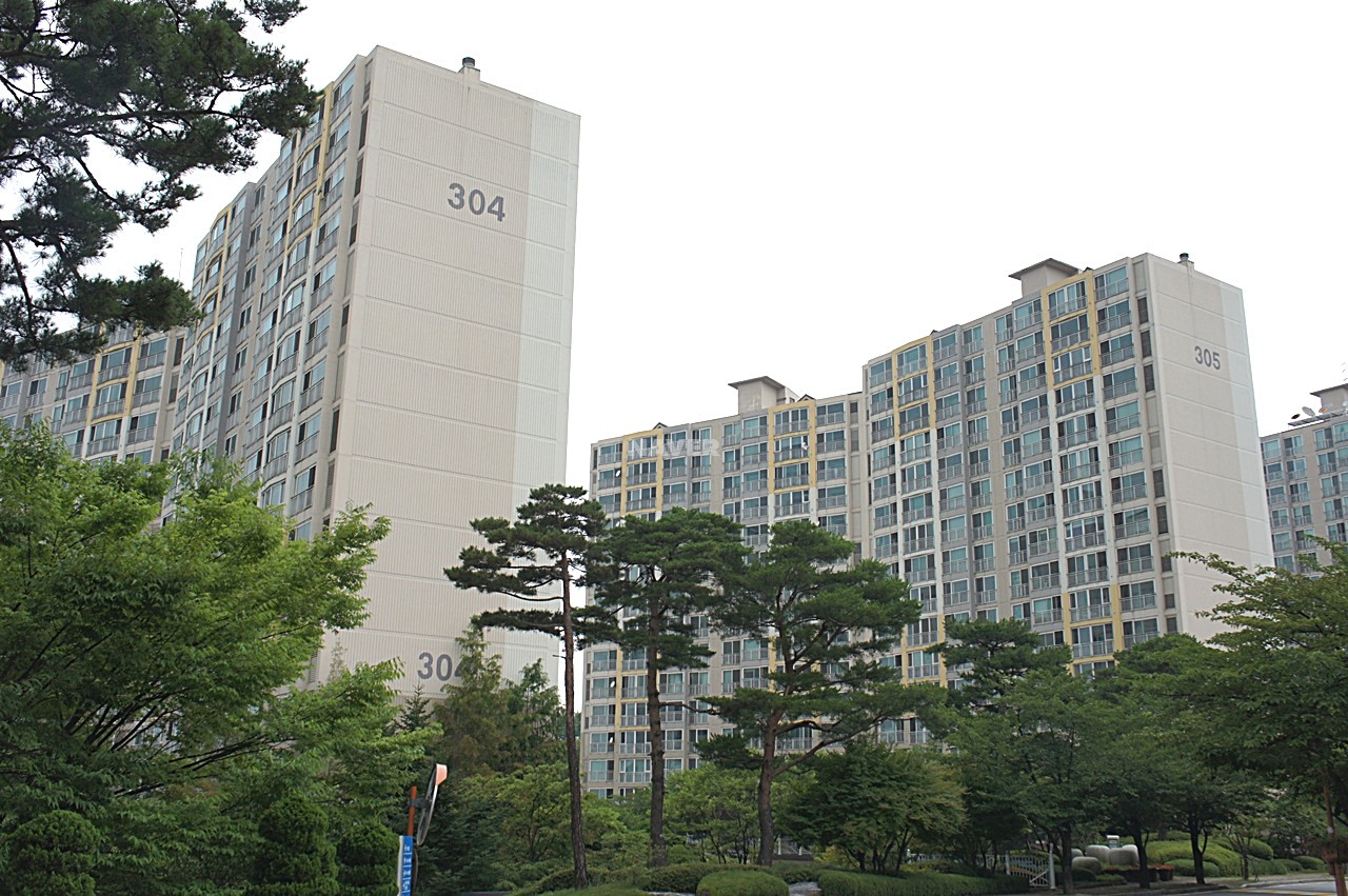 Building entrance with signage
