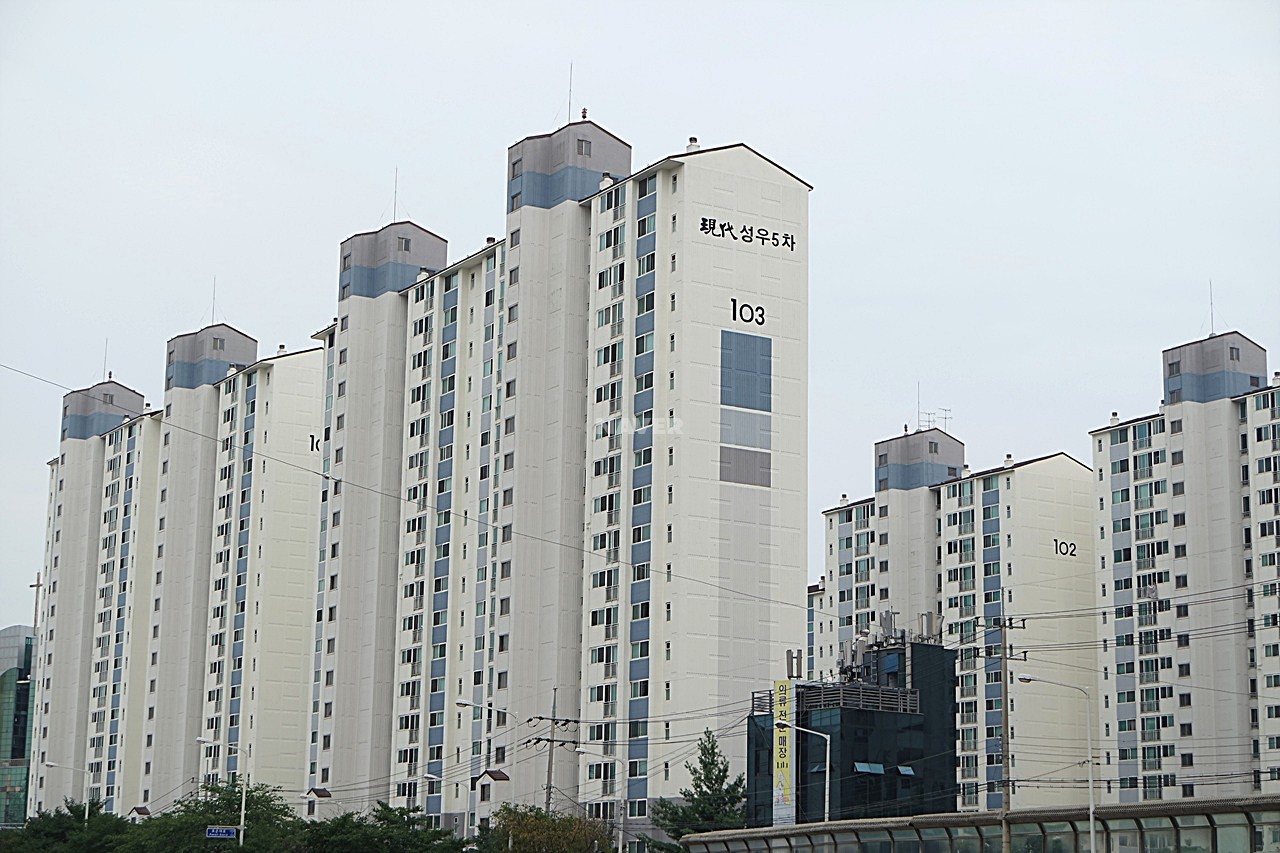 Building entrance with signage