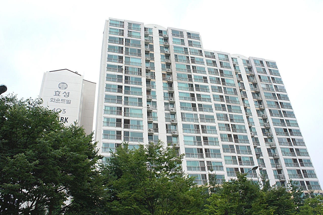 Building entrance with signage