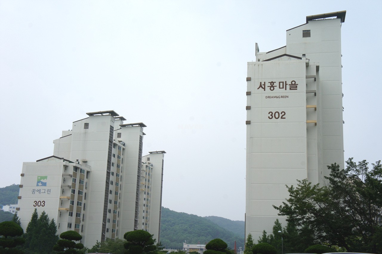 Building entrance with signage