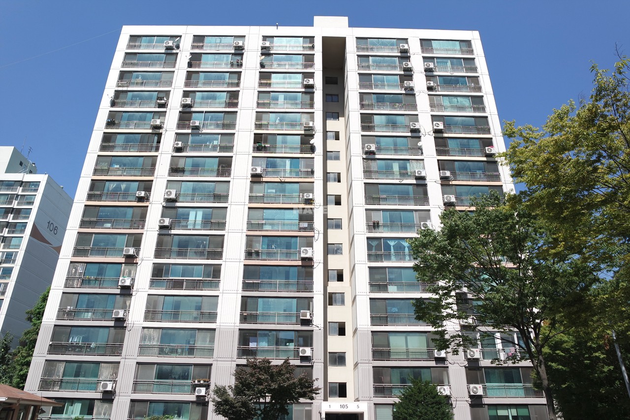 Building entrance with signage
