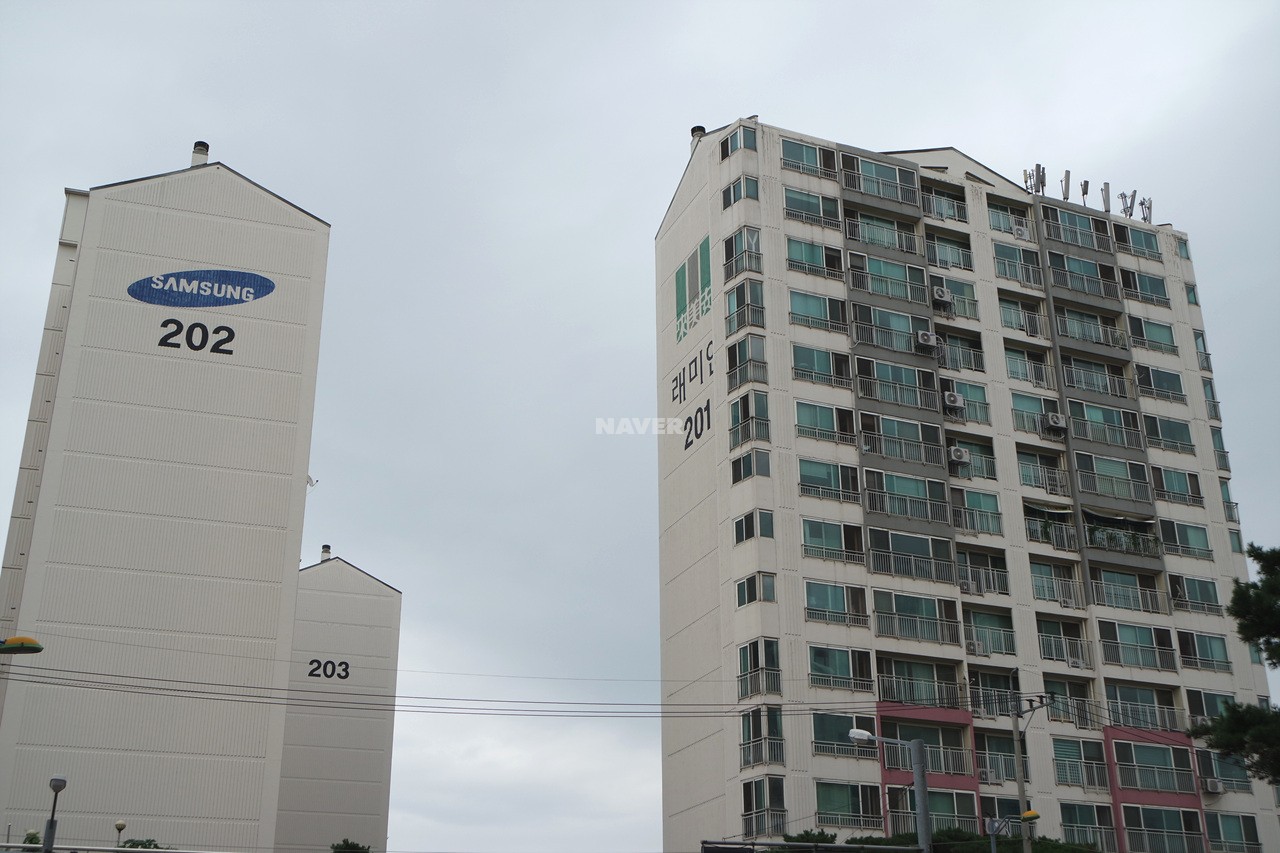 Building entrance with signage