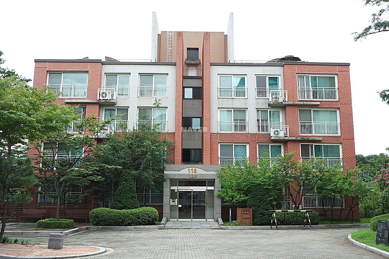 Building entrance with signage