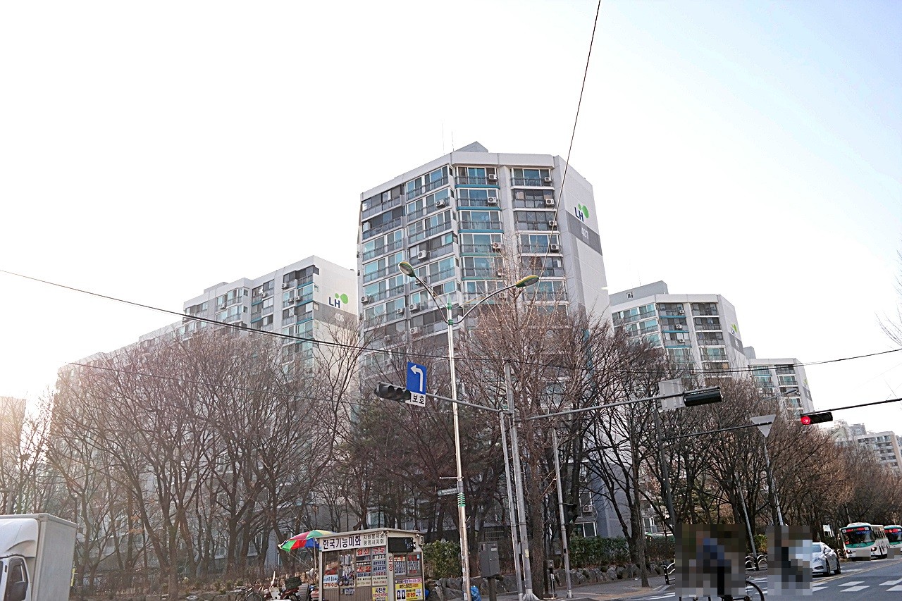 Building entrance with signage