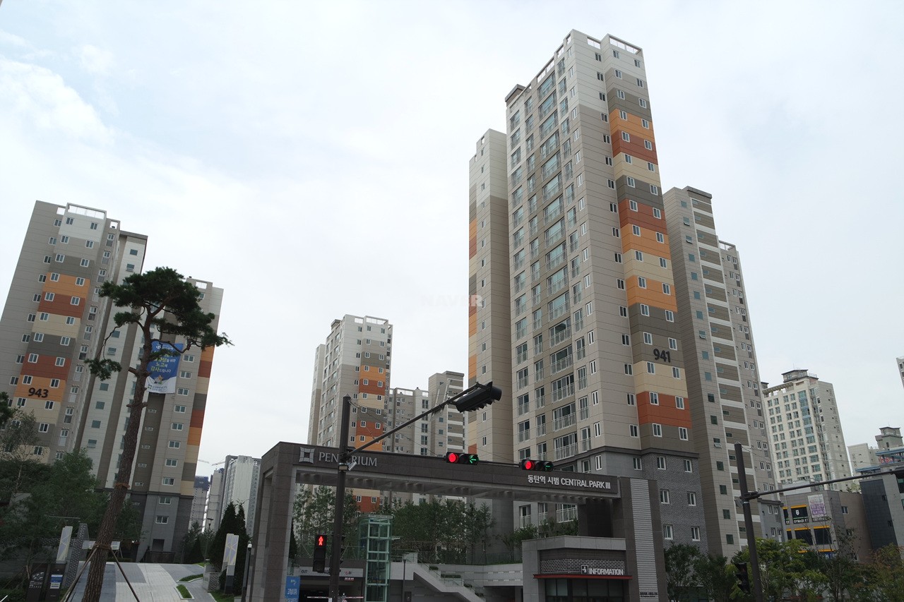 Building entrance with signage