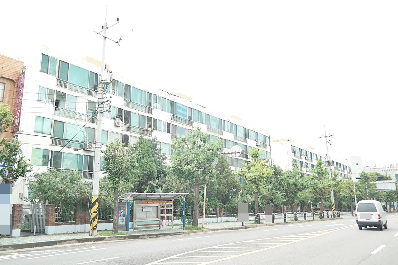 Building entrance with signage