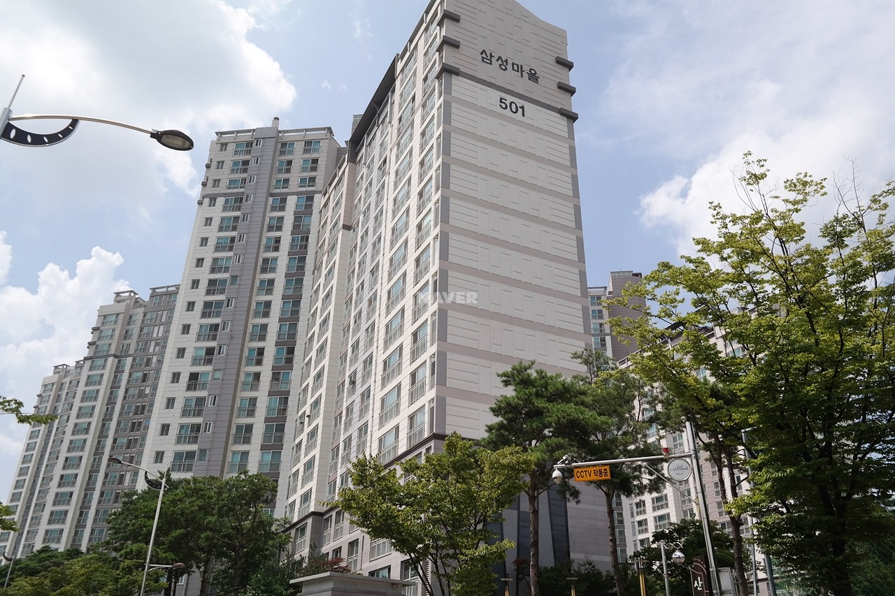 Building entrance with signage