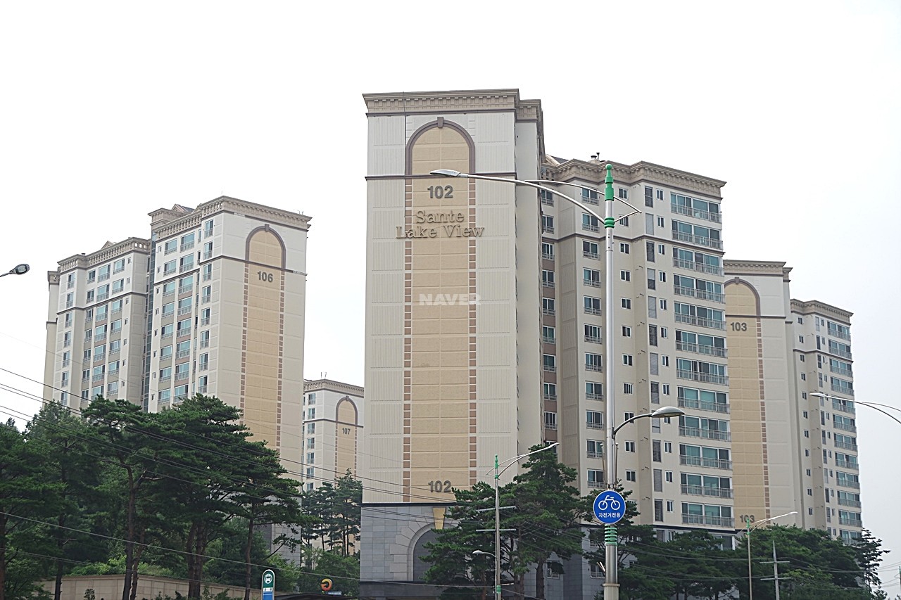 Building entrance with signage
