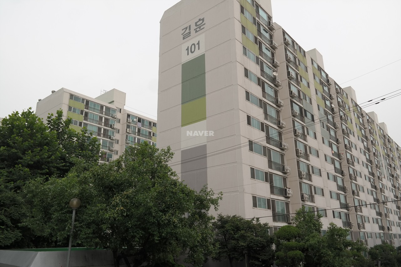 Building entrance with signage