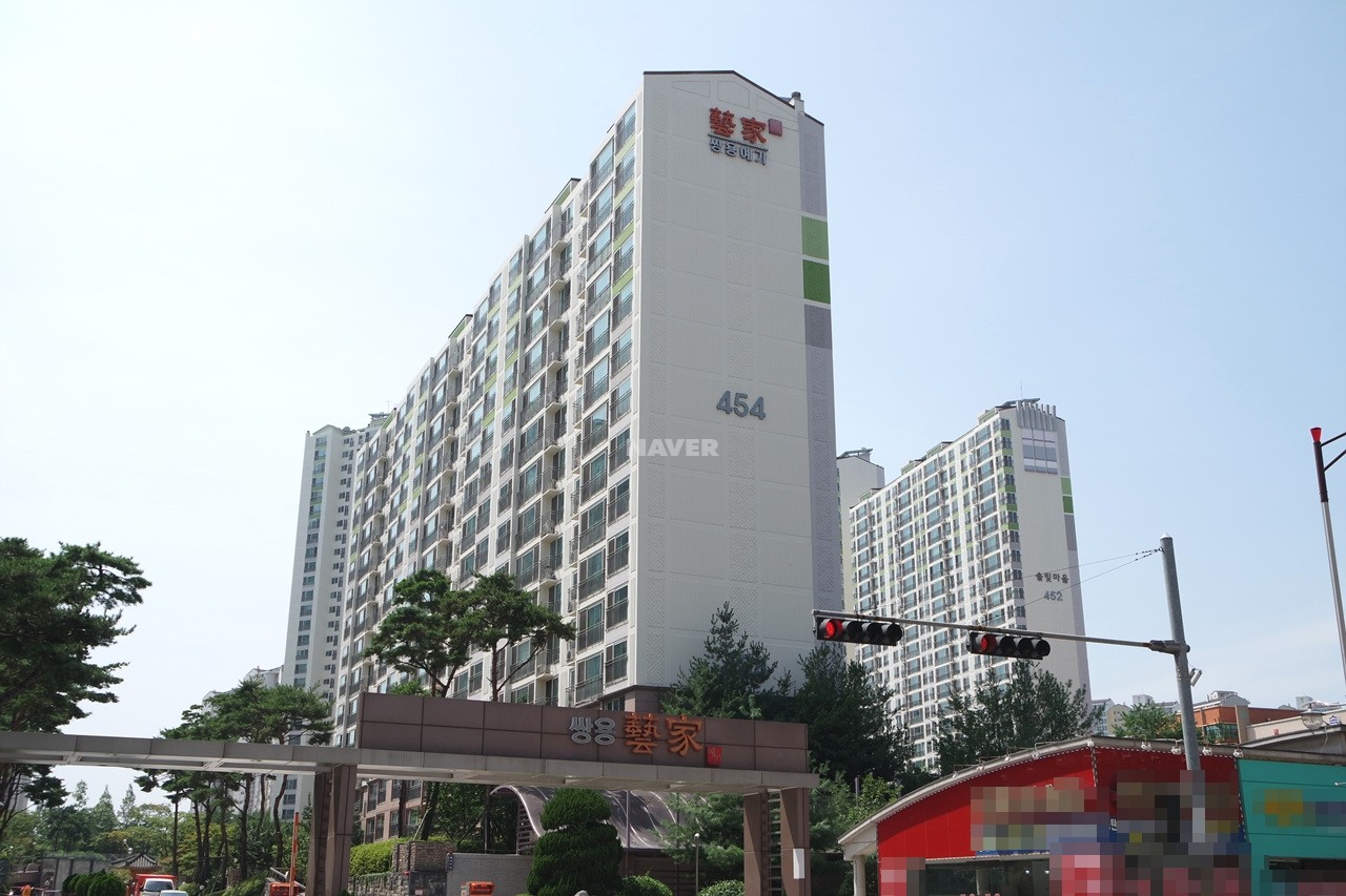 Building entrance with signage