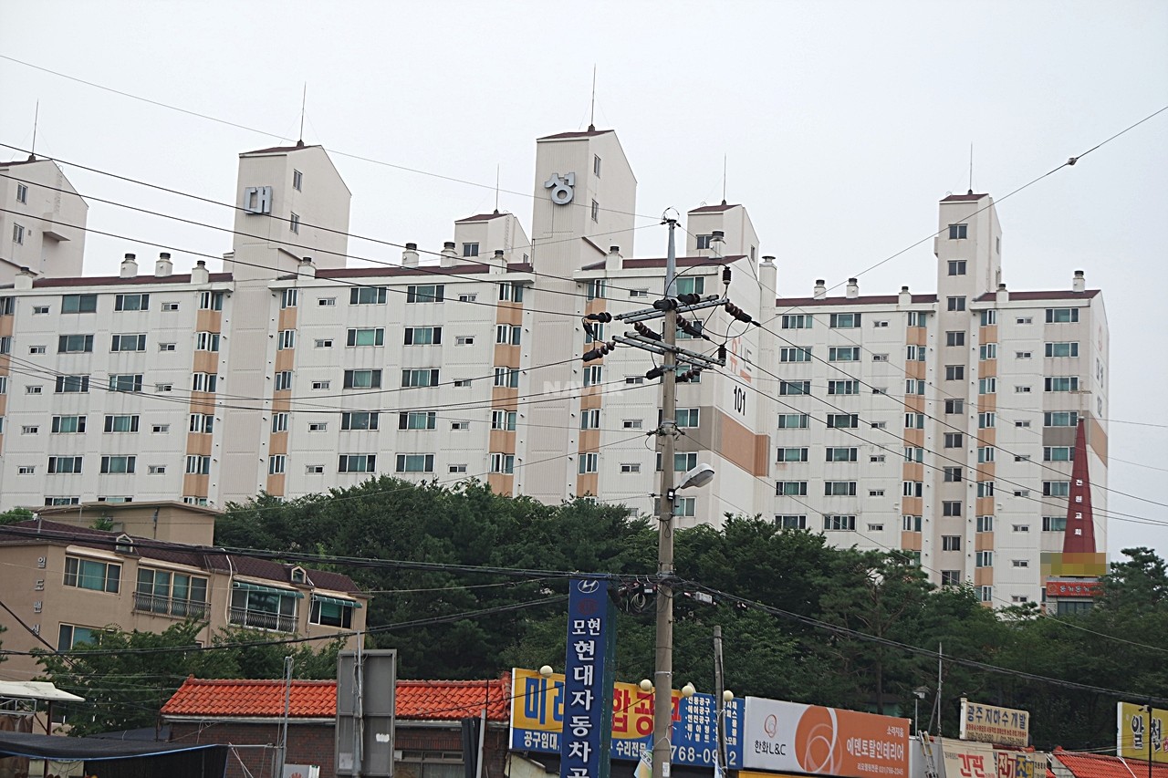 Building entrance with signage