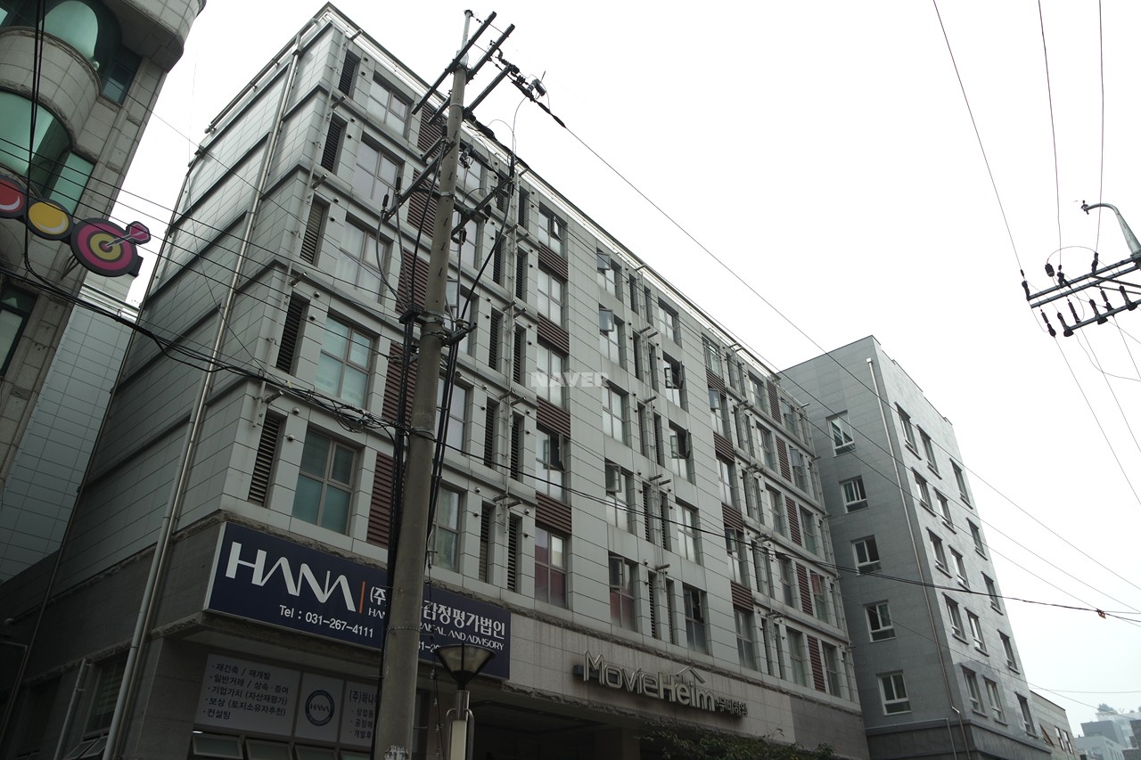 Building entrance with signage