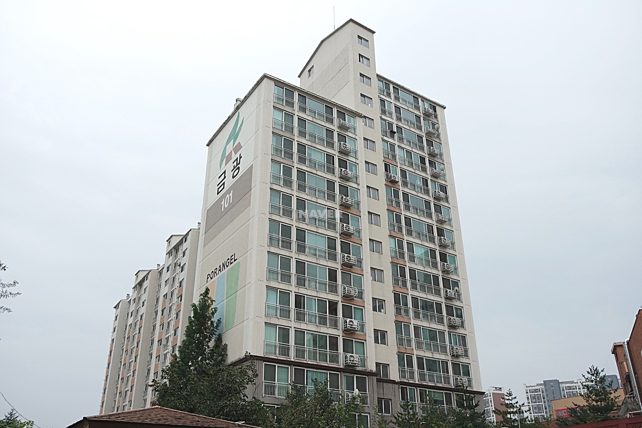 Building entrance with signage