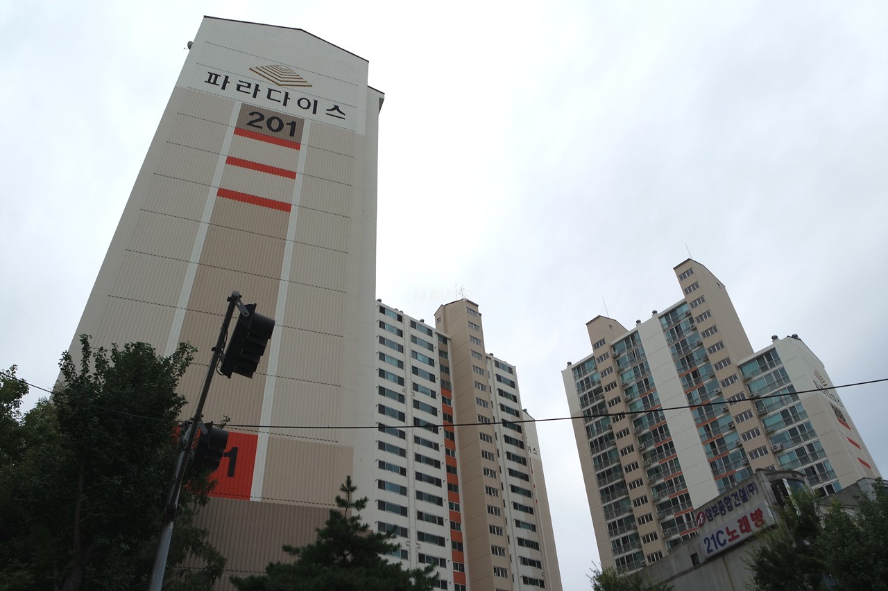 Building entrance with signage