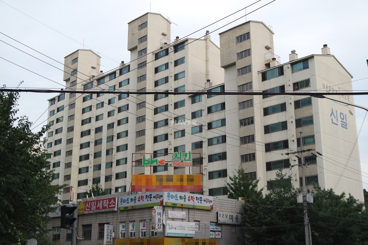 Building entrance with signage