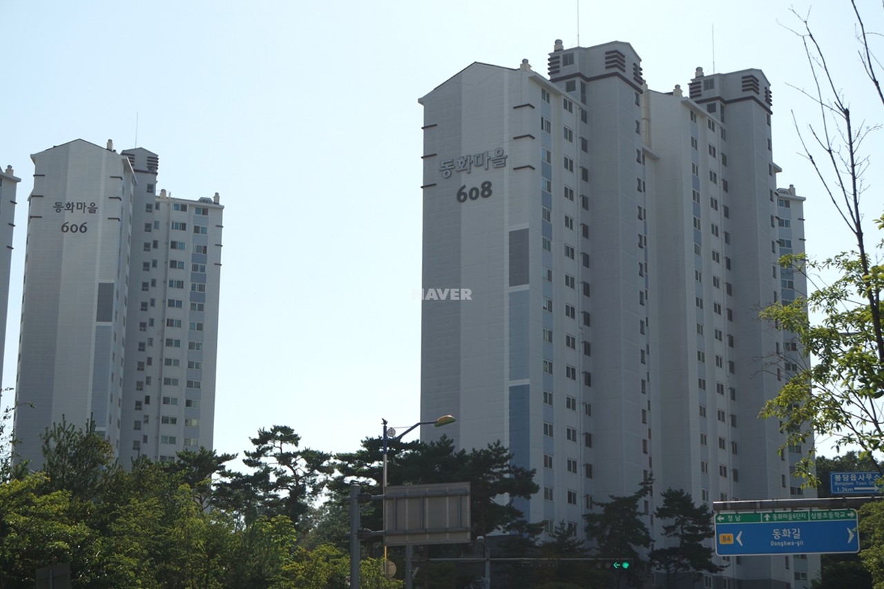 Building entrance with signage