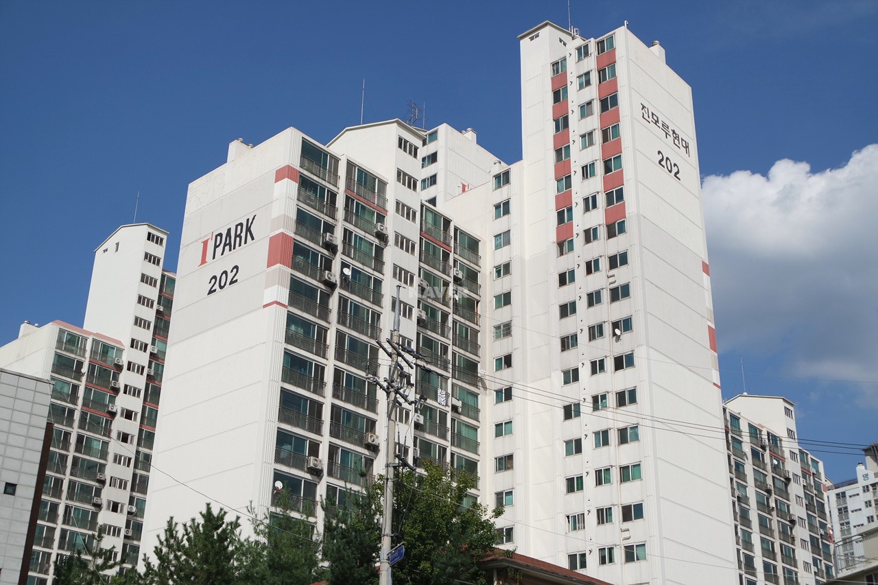 Building entrance with signage