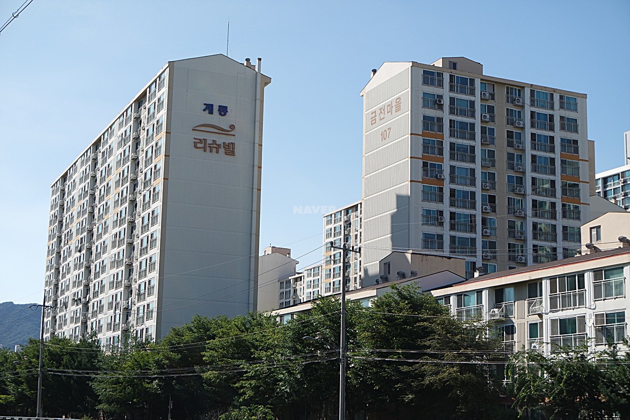 Building entrance with signage