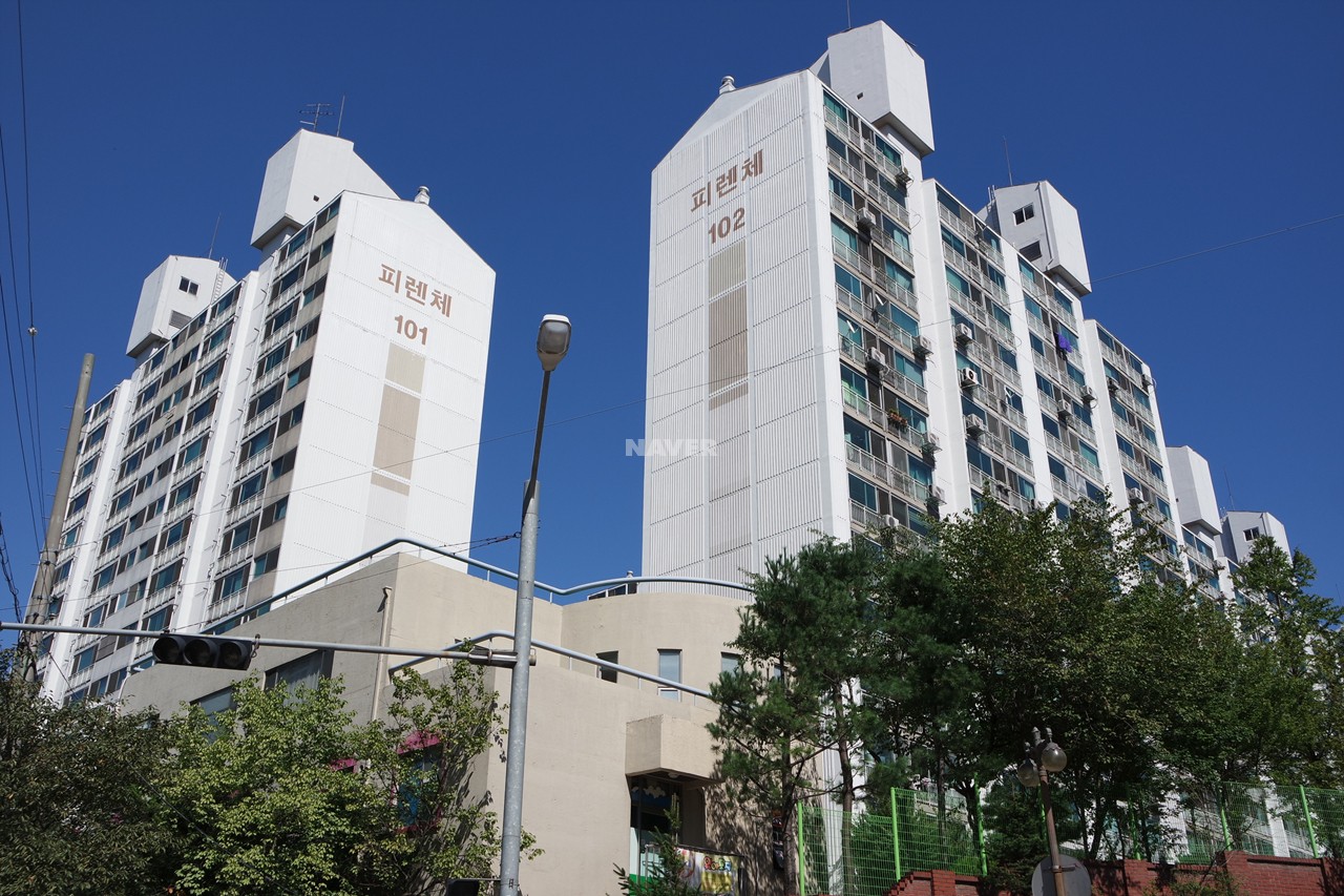 Building entrance with signage