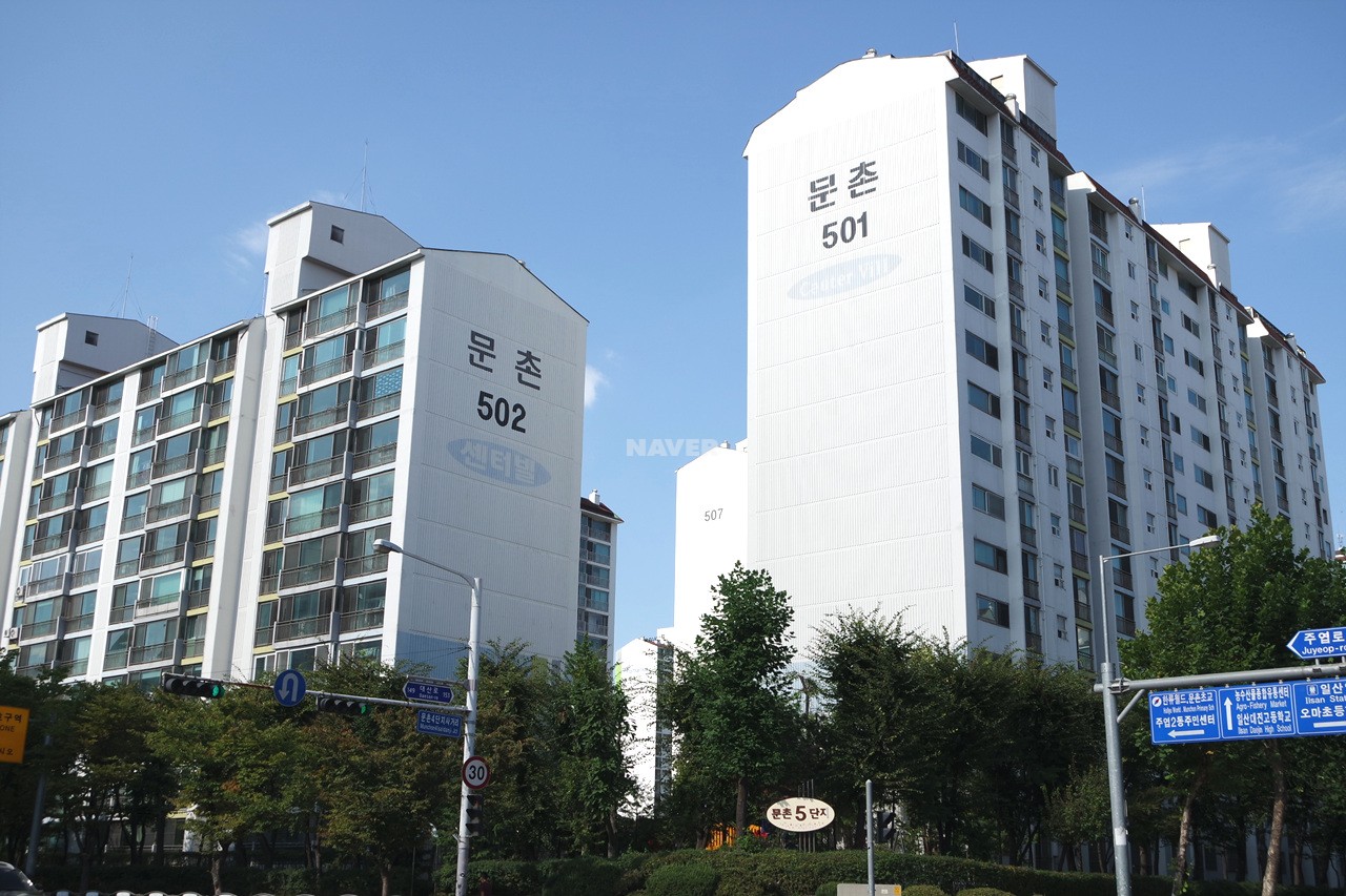 Building entrance with signage