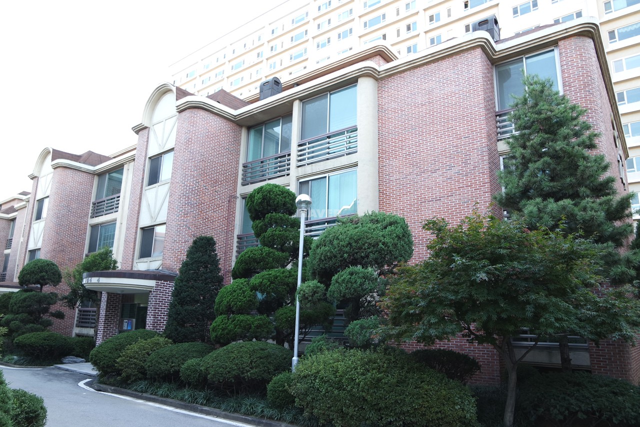 Building entrance with signage