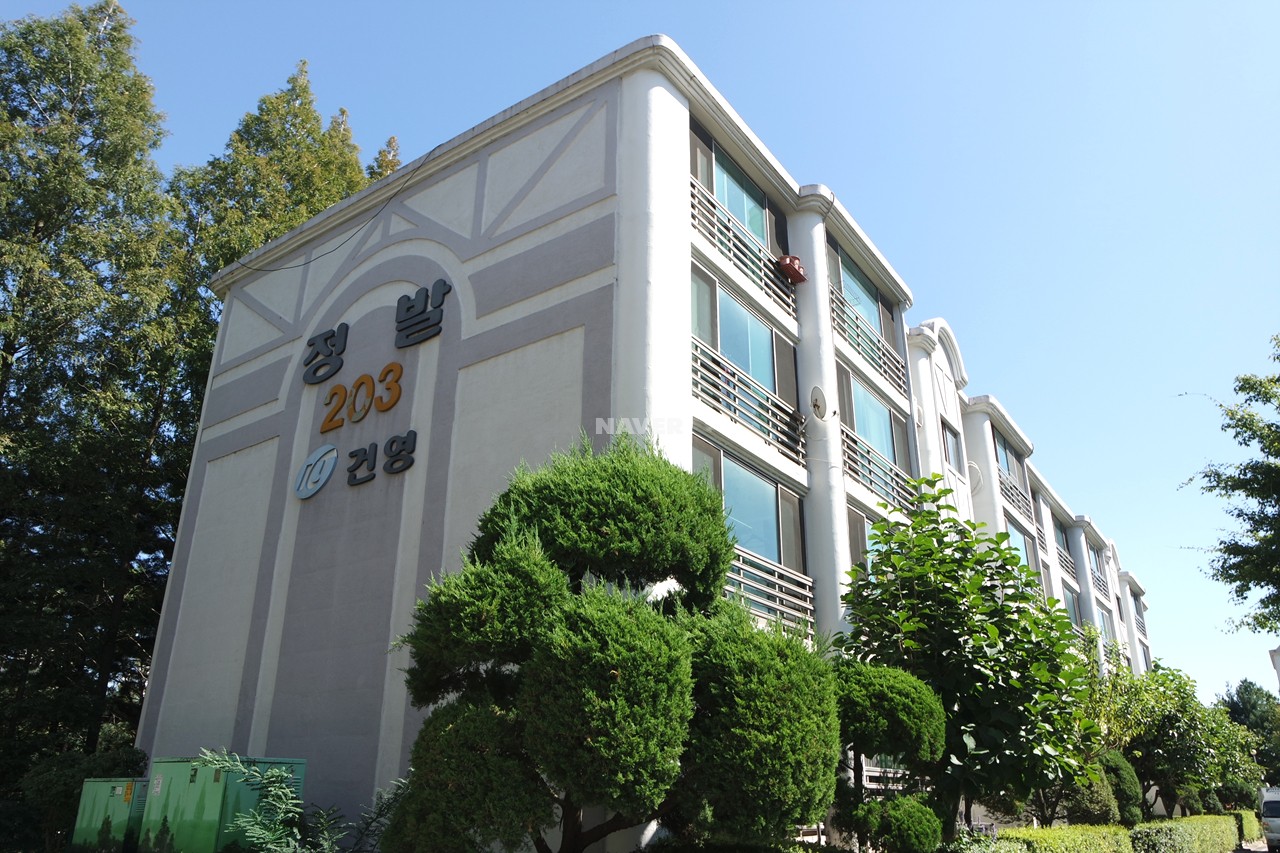 Building entrance with signage