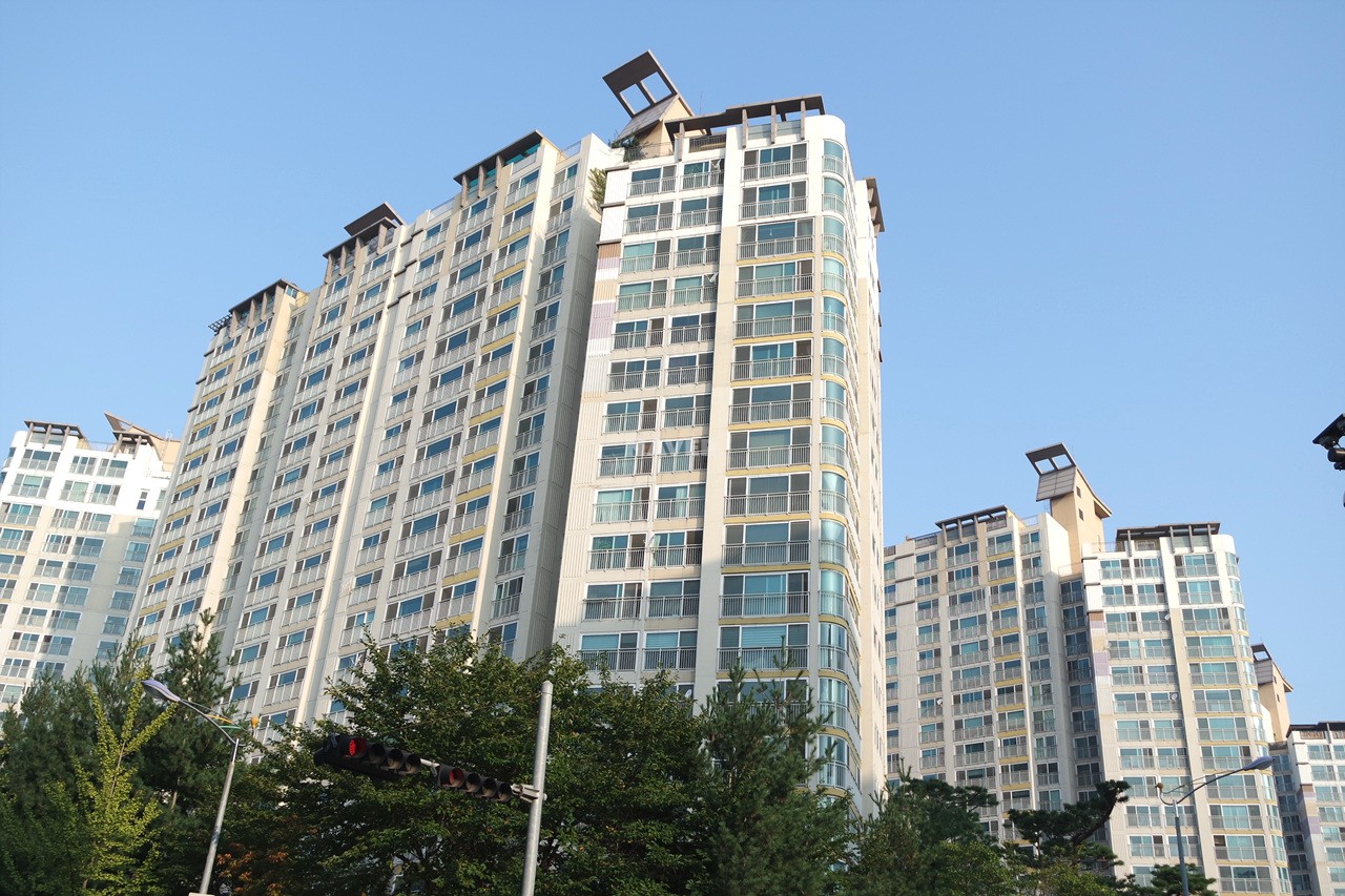 Building entrance with signage