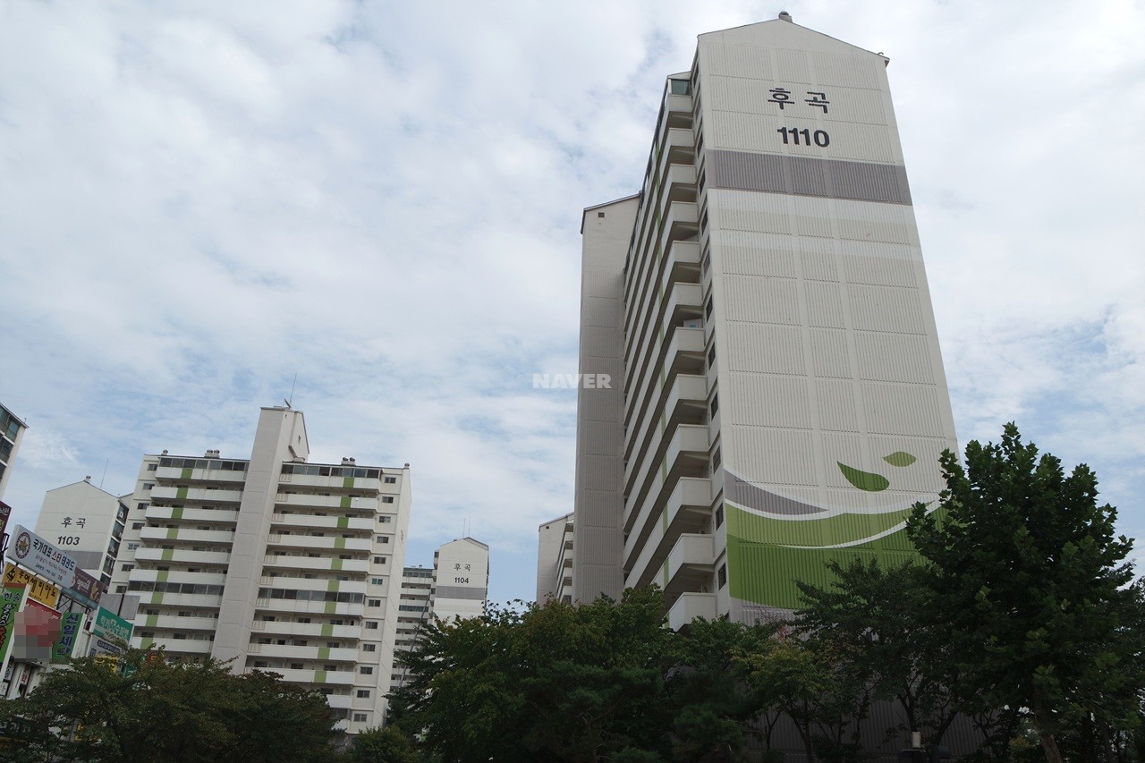 Building entrance with signage