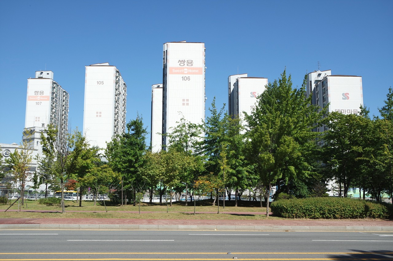 Building entrance with signage
