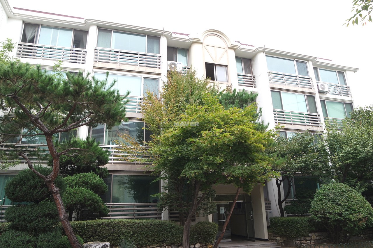 Building entrance with signage