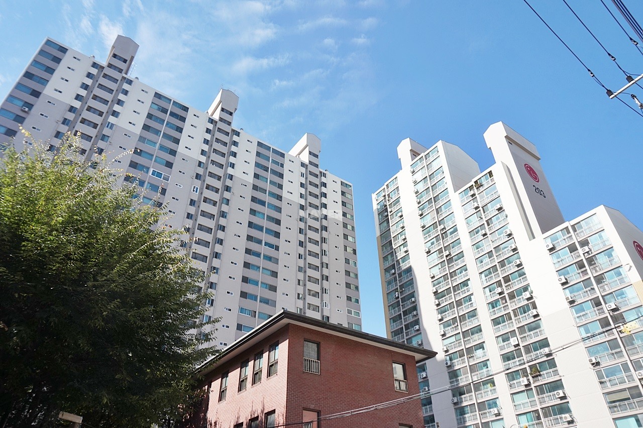 Building entrance with signage