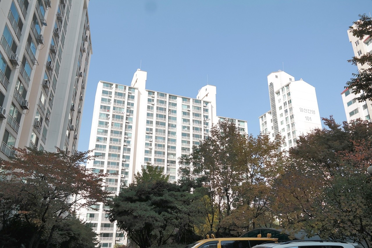 Building entrance with signage