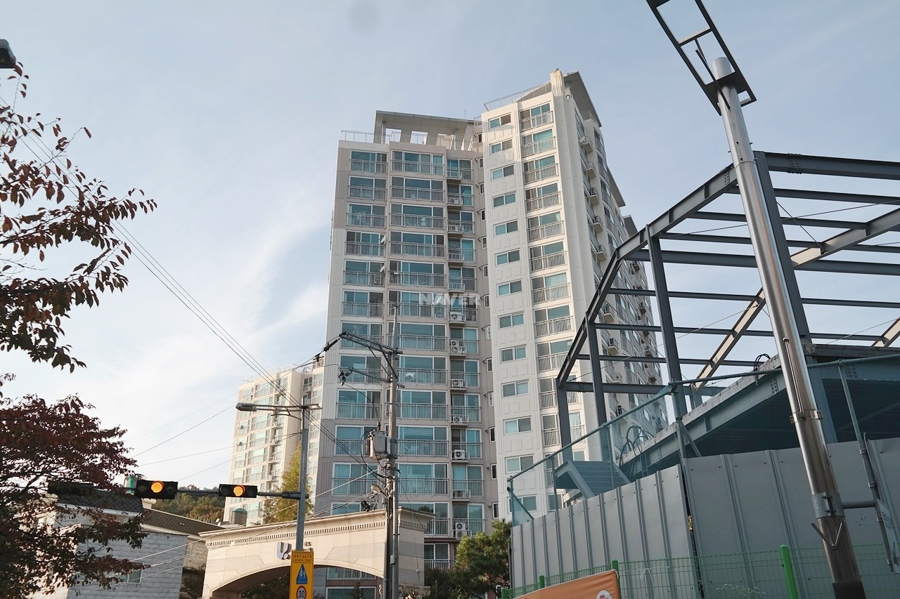 Building entrance with signage