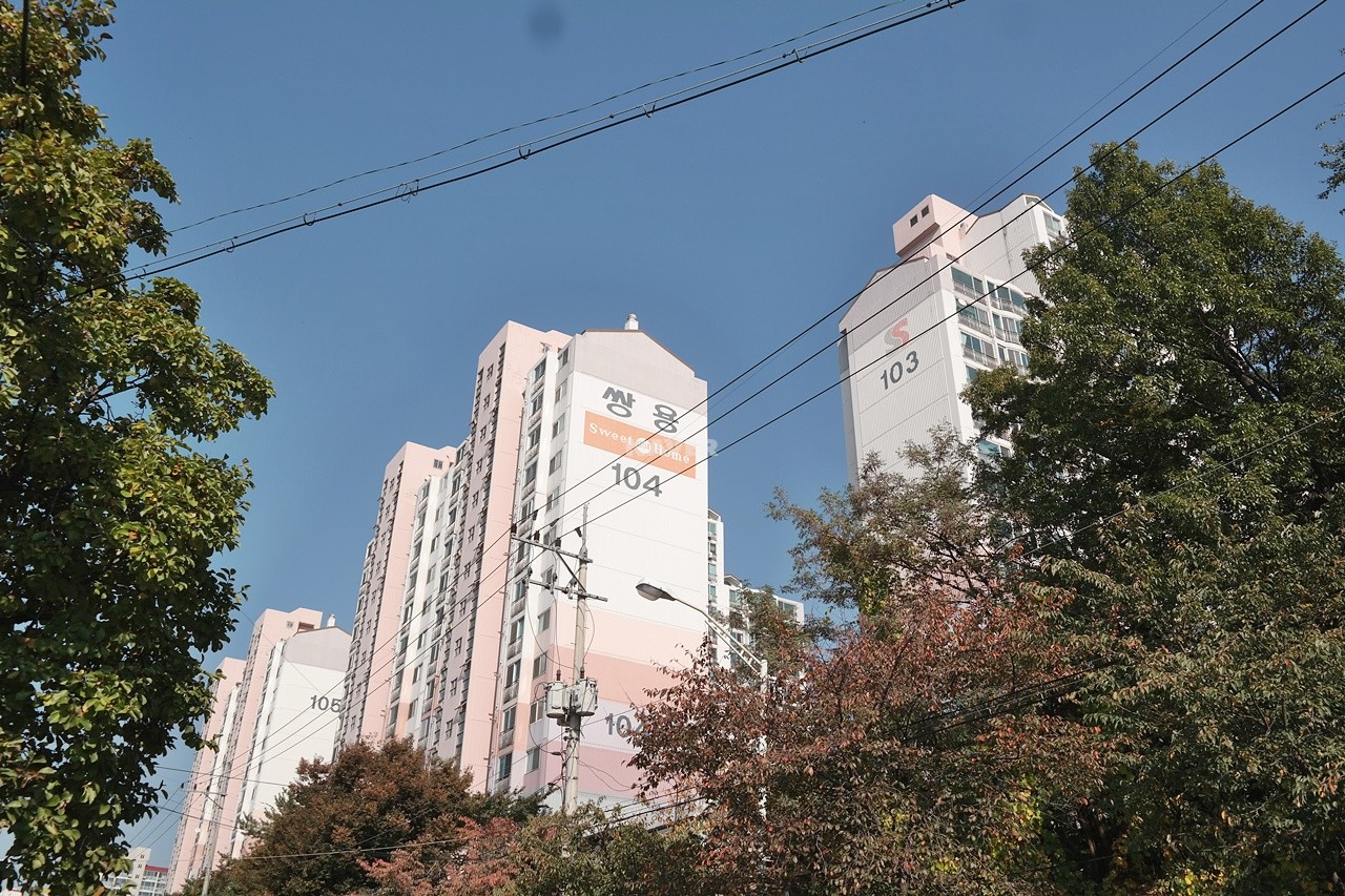Building entrance with signage