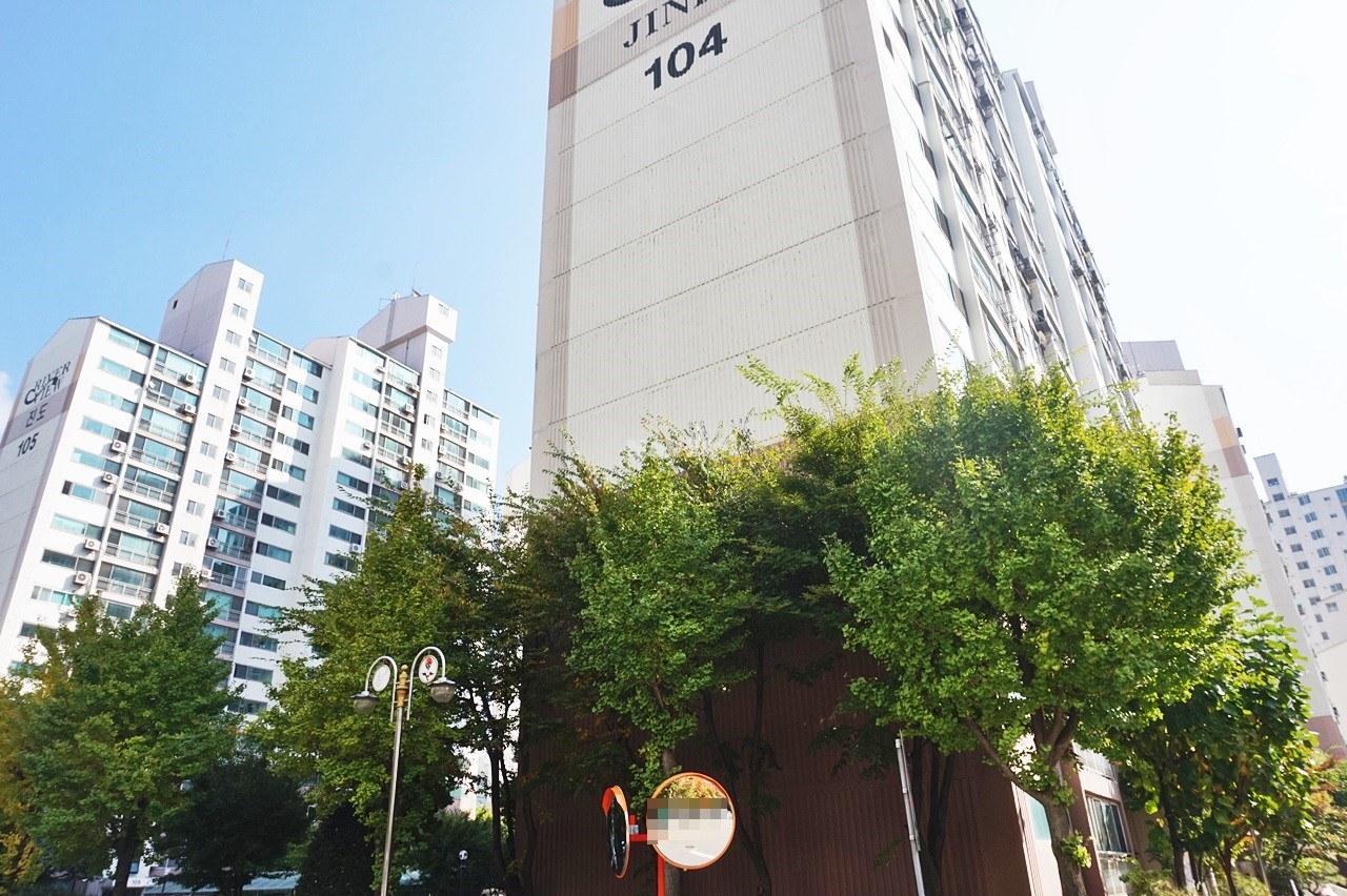 Building entrance with signage