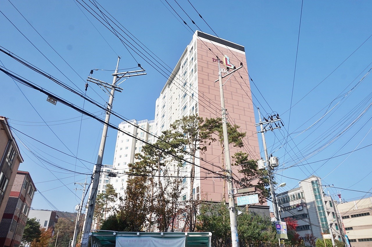 Building entrance with signage