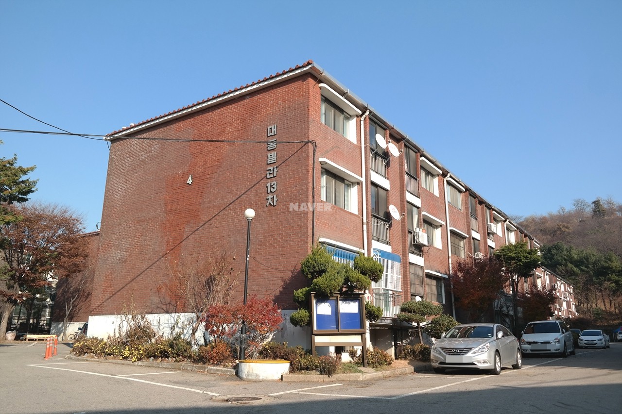 Building entrance with signage