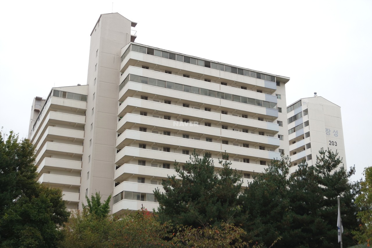Building entrance with signage