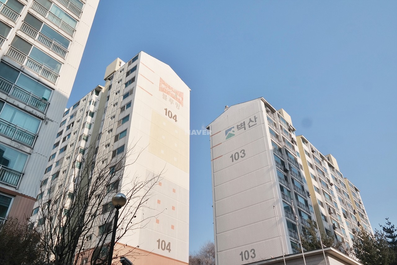 Building entrance with signage